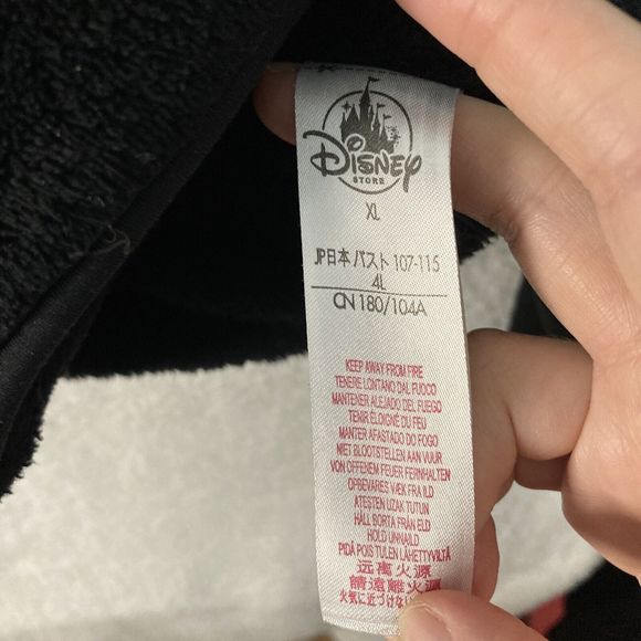 Disney Mickey And Minnie Womens Sweater Size extra large XL Black Soft Fleece - Picture 3 of 10
